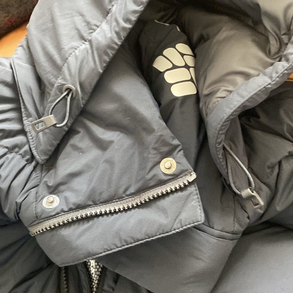 Columbia - Picture 15 of 15